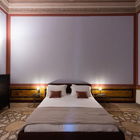 Palazzo Francesco Grassi Bed & Breakfast Aradeo Dış mekan fotoğraf