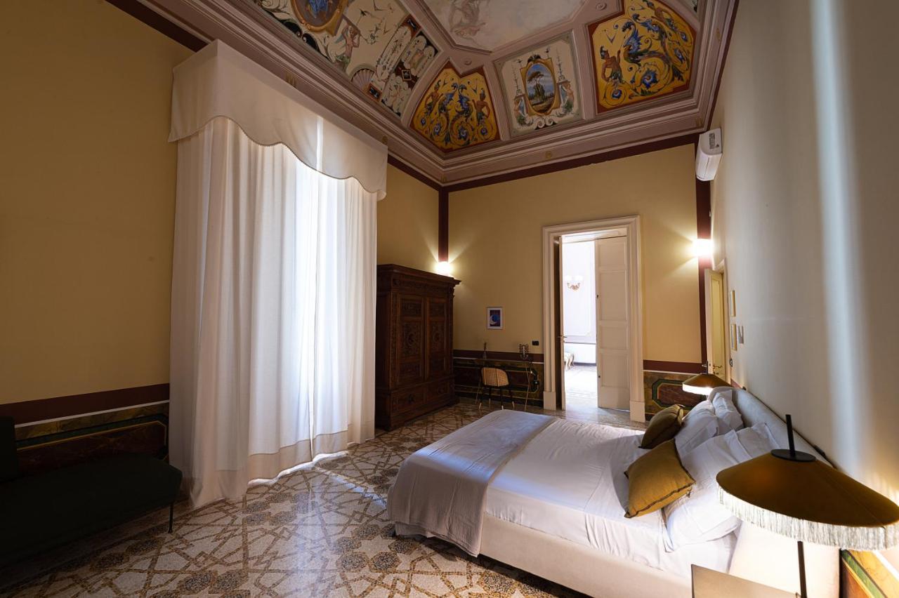 Palazzo Francesco Grassi Bed & Breakfast Aradeo Dış mekan fotoğraf