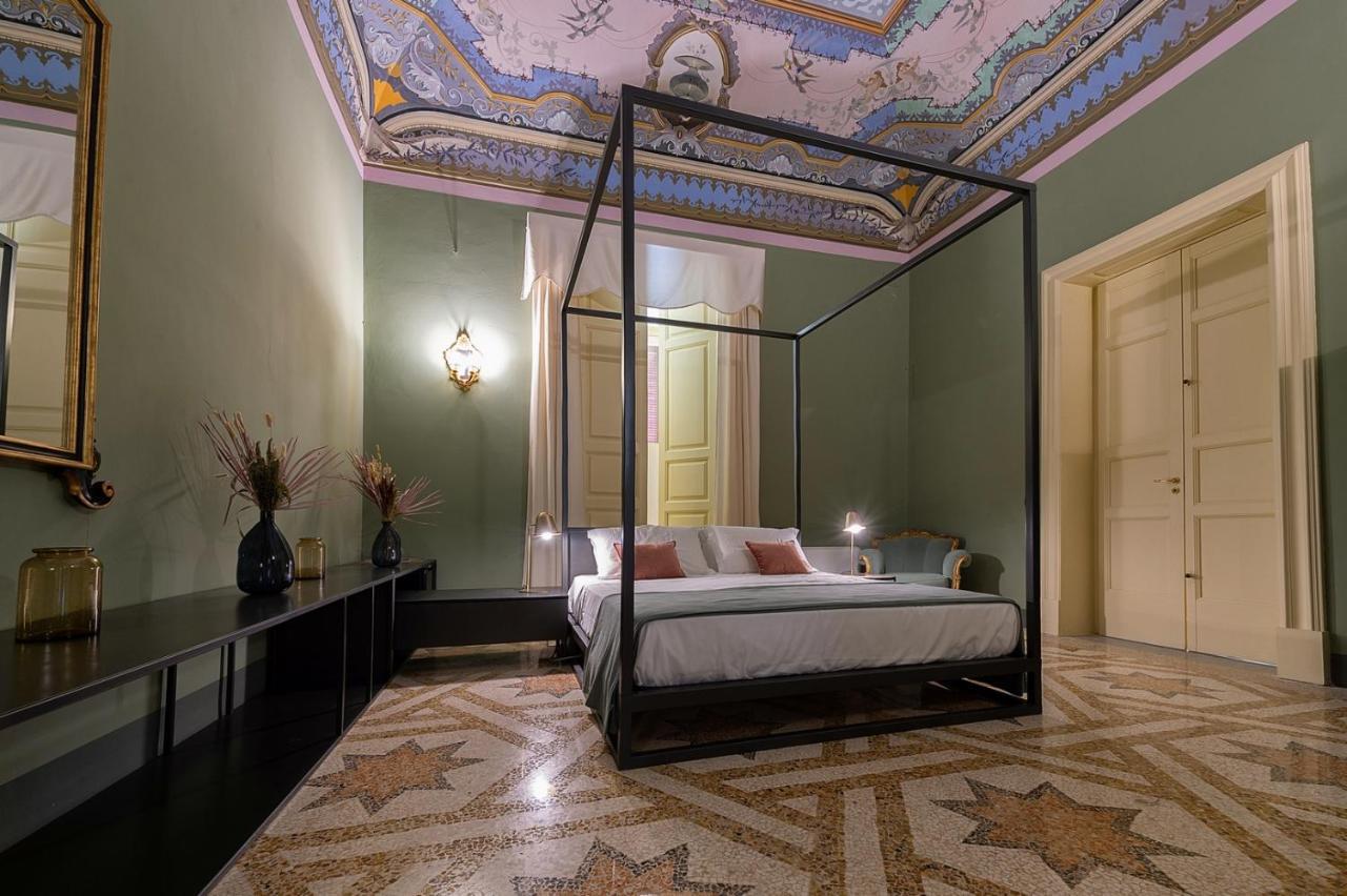 Palazzo Francesco Grassi Bed & Breakfast Aradeo Dış mekan fotoğraf