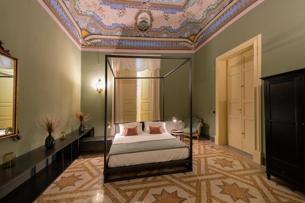 Palazzo Francesco Grassi Bed & Breakfast Aradeo Dış mekan fotoğraf